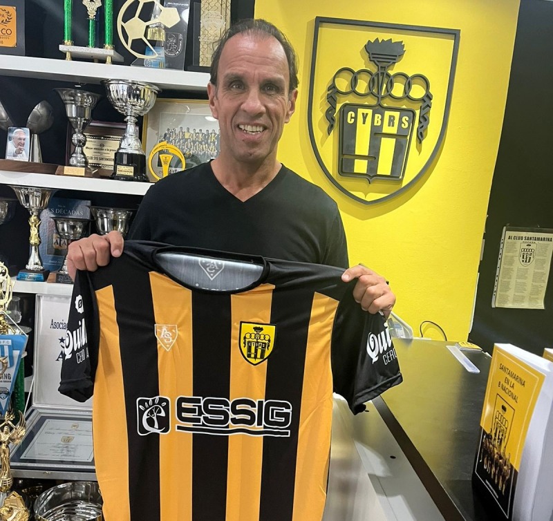 Navarro Montoya acord su llegada a Santamarina